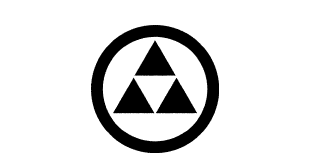 Close-up of Maruni Mitsu-uroko crest showing crisp triangle edges and circle.