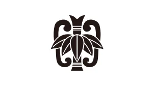Daki-Omodaka crest with three arrowhead leaves embraced by scroll fronds.